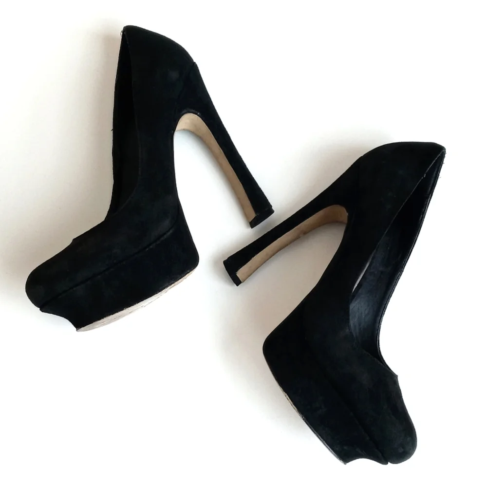 Zigi Soho Women’s Elegant Black Suede Leather Platform Heels 7.5